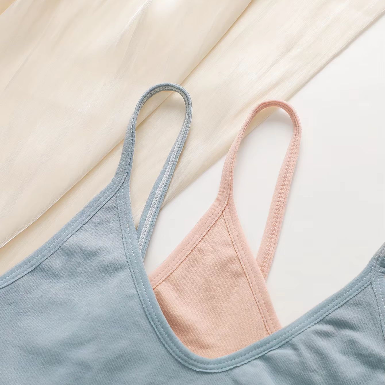 حمالة صدر نسائية بدون خياطة وب - مراجعة Bralette Wireless Soft وسعره