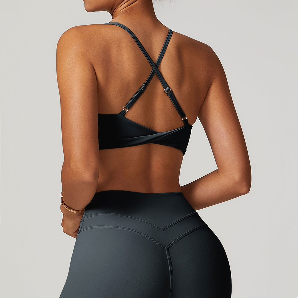 حمالة صدر رياضية للنساء ، حمال - مراجعة Sports Bra High Impact وسعره