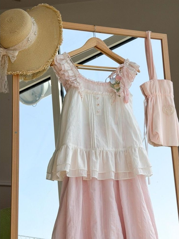 طقم نسائي من قطعتين بتصميم كاو - مراجعة Cami Top Lace وسعره