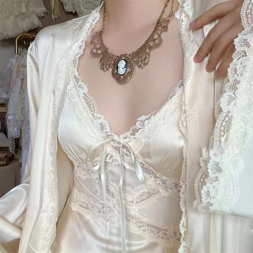أطقم ثوب من الحرير للسيدات بتص - مراجعة Robe Silk Women وسعره
